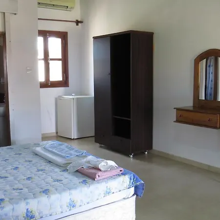 Elausa & Restaurant *