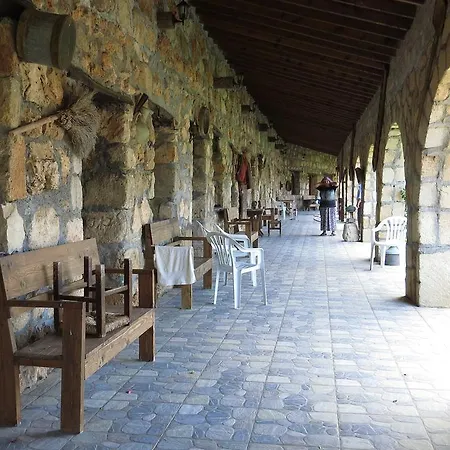 Elausa & Restaurant אתר נופש