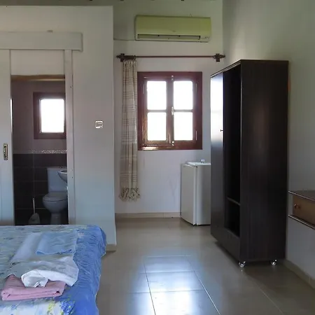 אתר נופש Elausa & Restaurant