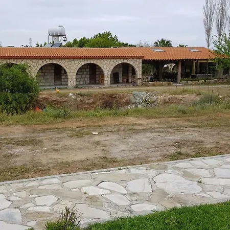 Elausa & Restaurant אתר נופש