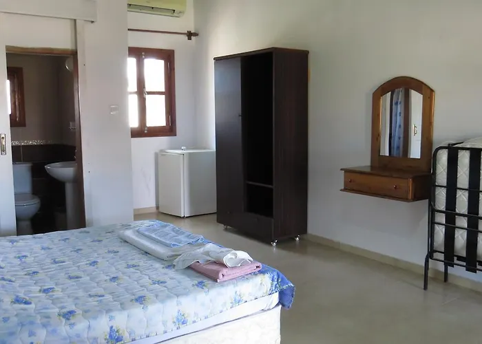 Elausa & Restaurant *