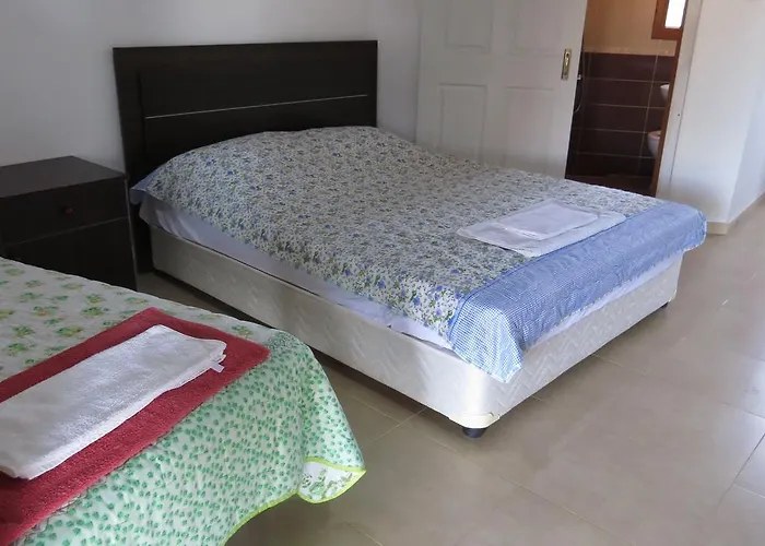 Elausa & Restaurant Resort