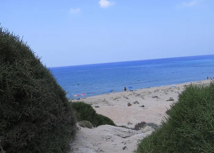 Resort Elausa & Restaurant Rizokarpaso